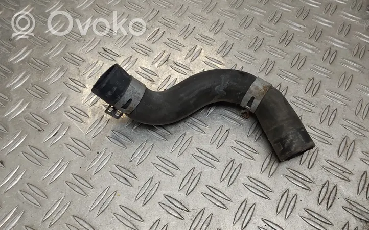 Toyota Yaris Moottorin vesijäähdytyksen putki/letku 