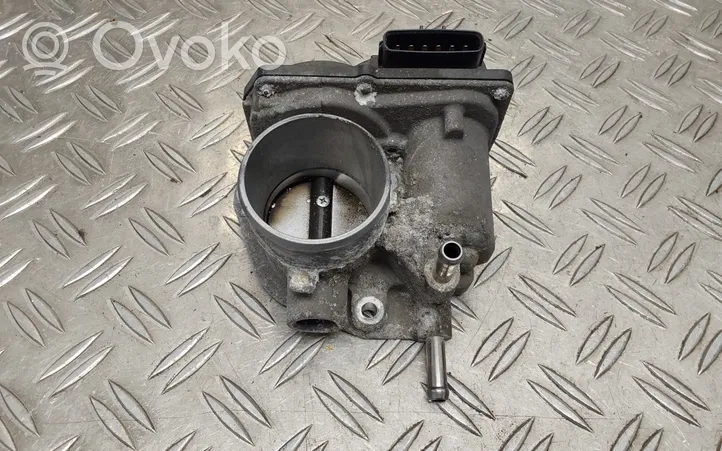 Toyota Yaris Clapet d'étranglement 2203047040