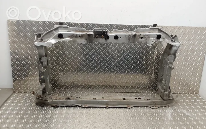 Toyota Yaris Radiatorių panelė (televizorius) 