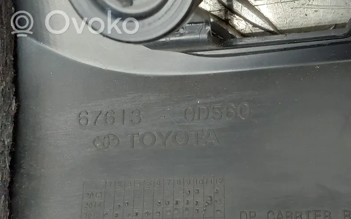 Toyota Yaris Обшивка задней двери 676130D560