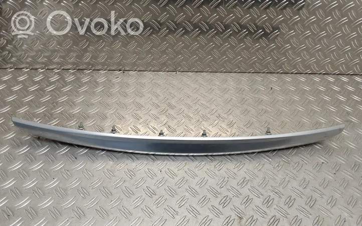 Toyota Yaris Éclairage de plaque d'immatriculation 768010D820