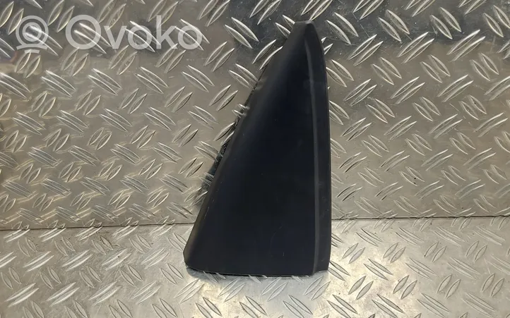 Toyota Yaris Altro elemento di rivestimento della portiera posteriore 676730D030