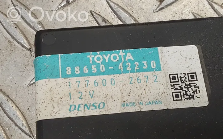 Toyota RAV 4 (XA30) Panel klimatyzacji 8865042230