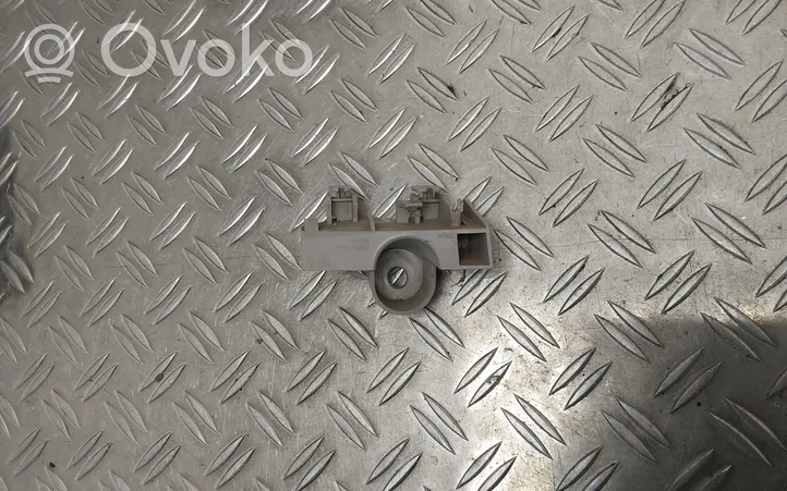 Toyota Auris E180 Support de pare-chocs arrière 5256302240