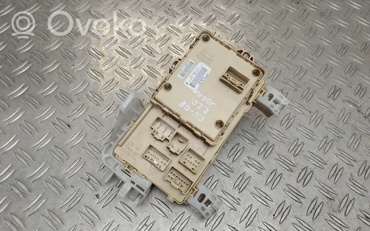 Toyota Corolla Verso AR10 Module de fusibles 892210F030