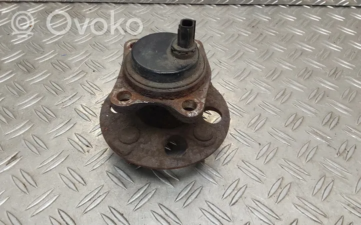 Toyota Yaris Łożysko kulkowe koła osi tylnej 895440D010