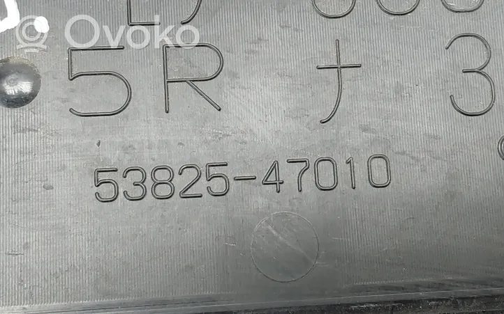 Toyota Prius (XW30) Lokasuojan päätylista 5382547010