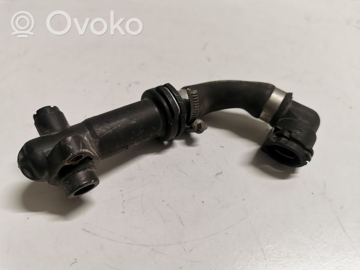 BMW X5 E70 Tuyau de liquide de refroidissement moteur 7792622