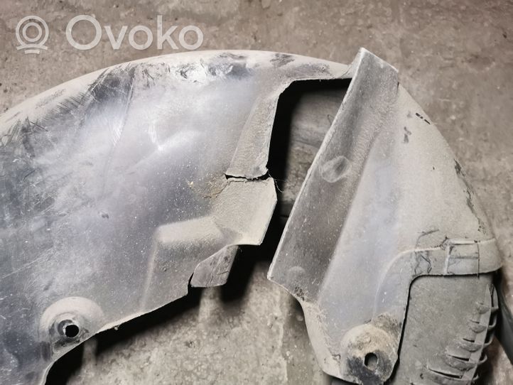 Mercedes-Benz E W211 Rivestimento paraspruzzi parafango posteriore A2116901830