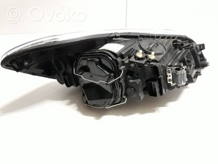 Volvo C70 Lampa przednia 31299758