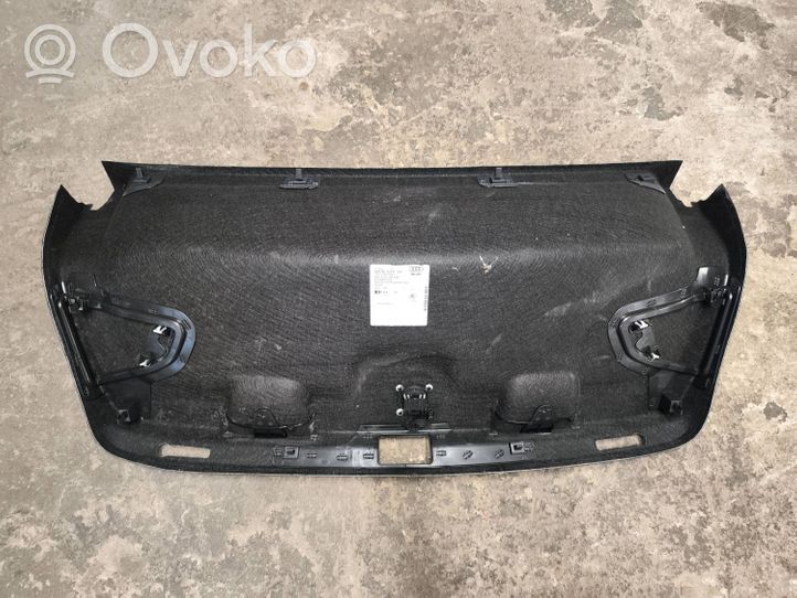 Audi A4 S4 B9 Apdaila galinio dangčio 8w5867975b