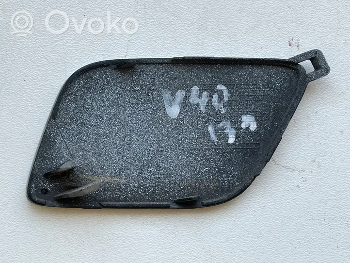 Volvo V40 Etuhinaussilmukan suojakansi 31283733