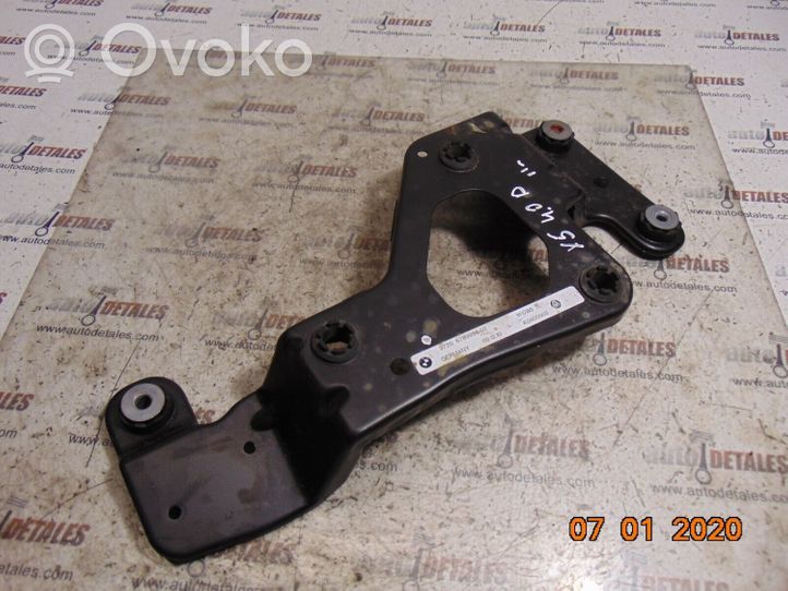 BMW X5 E70 Supporto del compressore ad aria dello pneumatico 6789938