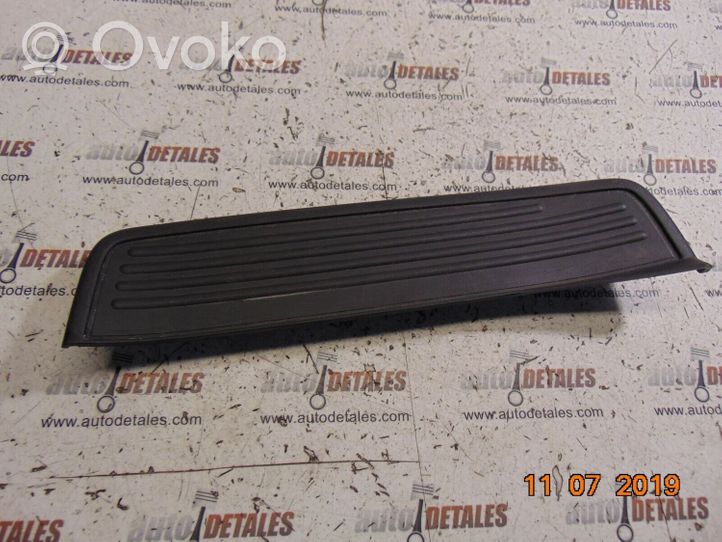 Honda Accord Copertura del rivestimento del sottoporta posteriore 84212SEA0030