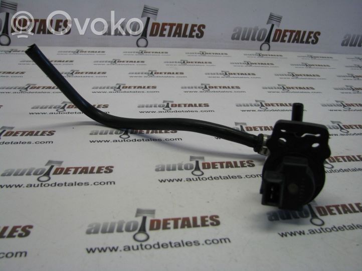 Mercedes-Benz GL X164 Valve vacuum A2124702793