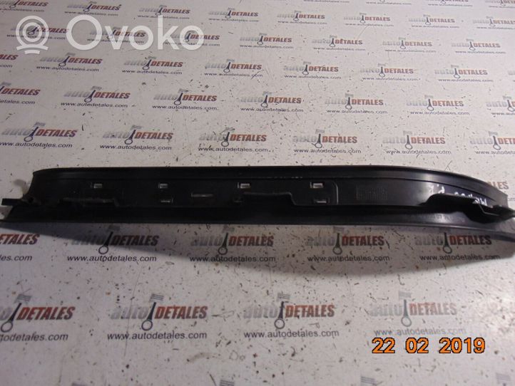 Mercedes-Benz A W169 Copertura del rivestimento del sottoporta anteriore A1696800774