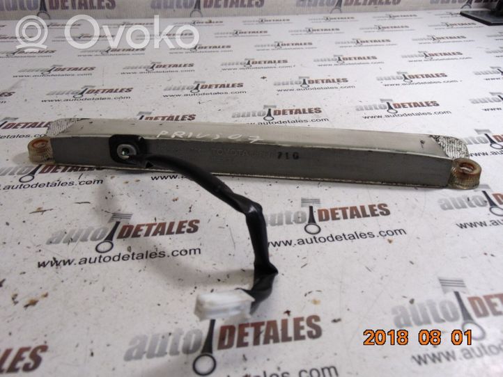 Toyota Prius (XW20) Luce d’arresto centrale/supplementare 