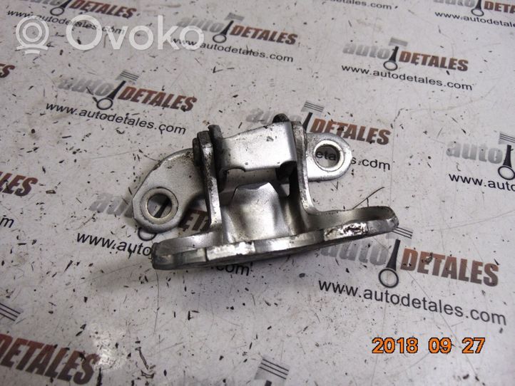 Toyota Prius (XW20) Rear door upper hinge 