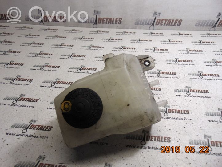 Toyota Prius (XW20) Serbatoio di compensazione del liquido del freno 13231140120