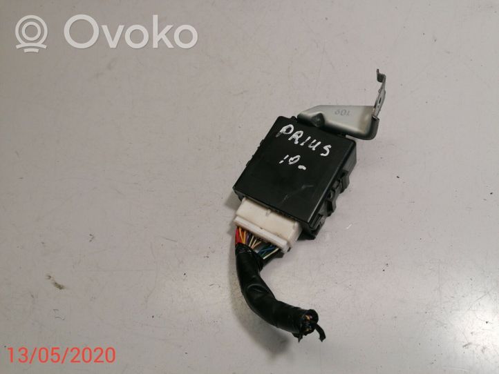 Toyota Prius (XW30) Relais d'essuie-glace 8594047020