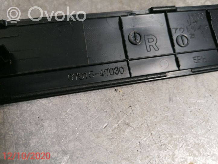 Toyota Prius (XW30) Listwa progowa tylna 6791547030