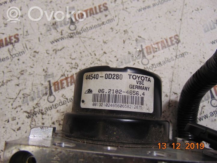 Toyota Yaris Pompa ABS 445400D280