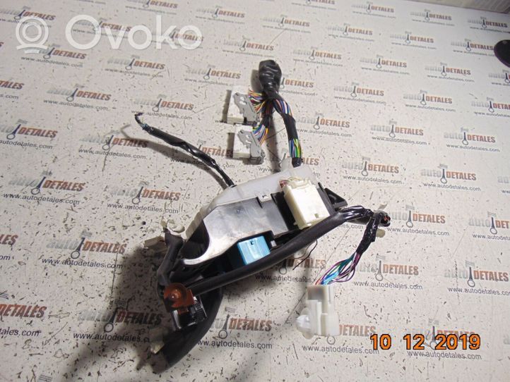 Toyota Yaris Module de fusibles 