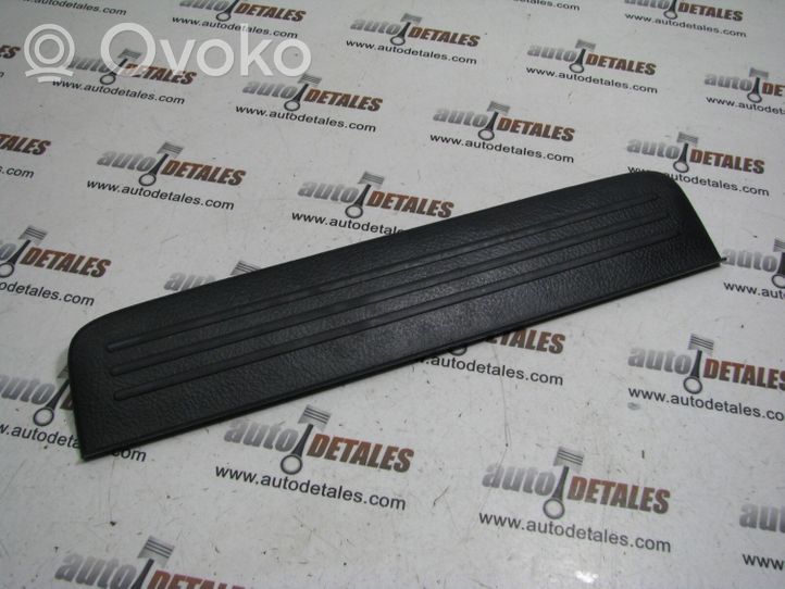 Toyota Prius (XW20) Garniture de marche-pieds arrière 6791547020