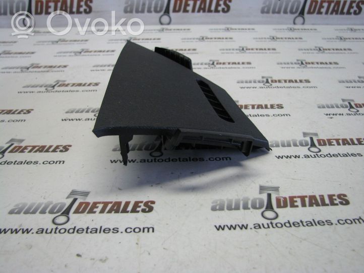 Toyota Sienna XL30 III Autres pièces intérieures 62226-08020