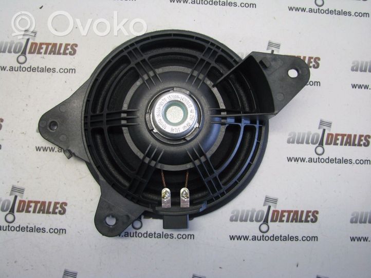 Toyota Sienna XL30 III Enceinte de porte arrière 8616008170