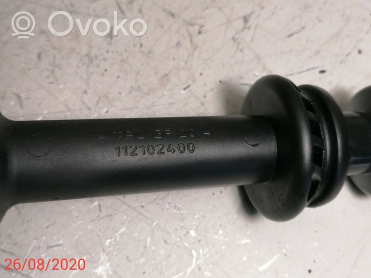Toyota Avensis T270 Pavarų perjungimo mechanizmas (kulysa) (salone) 335300511
