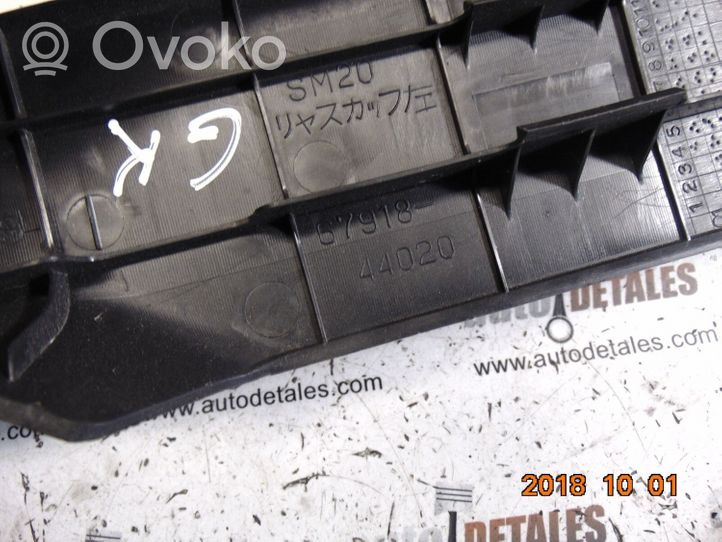 Toyota Avensis Verso Listwa progowa tylna 6791844020