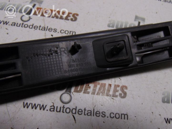 Mitsubishi Space Star Soporte del parachoques delantero MR913166