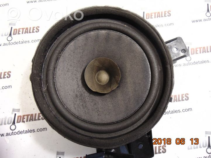 Mitsubishi Grandis Enceinte de porte arrière MR986444