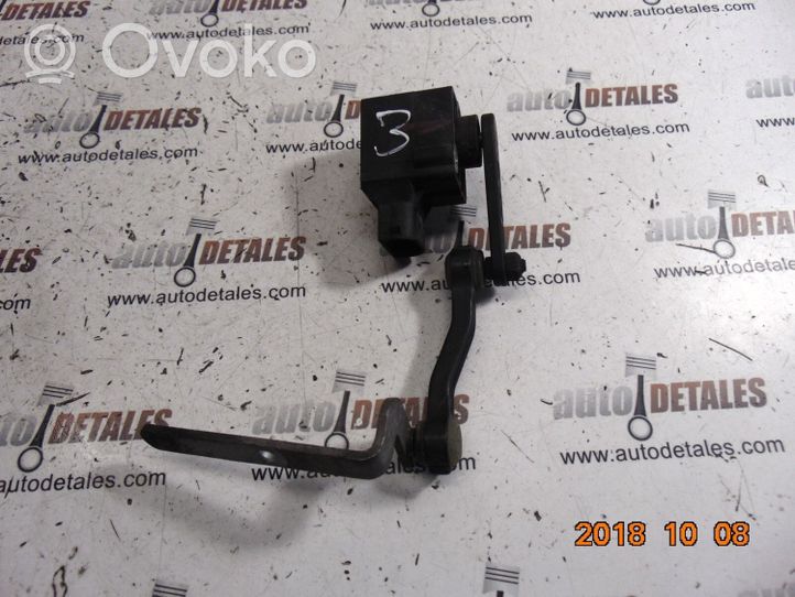 Mercedes-Benz GL X164 Augstuma sensors (priekšējo lukturu) A0105427717