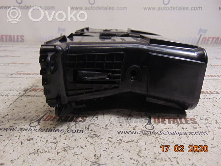 Mercedes-Benz E W212 Centrinės oro grotelės A2128302854