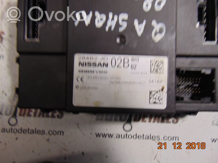 Nissan Qashqai Korin keskiosan ohjainlaite 284B2JD02B02