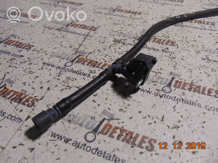 Mercedes-Benz GL X164 Ugello a spruzzo lavavetri per parabrezza A1648601947