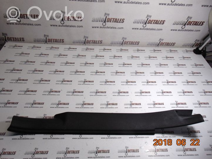 Toyota Corolla Verso AR10 Garniture de marche-pieds arrière 679180F010