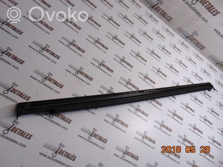 Mercedes-Benz GL X164 Rear door glass trim molding 