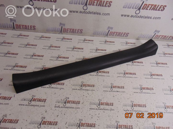 Toyota Corolla Verso AR10 Garniture marche-pieds avant 679130F010