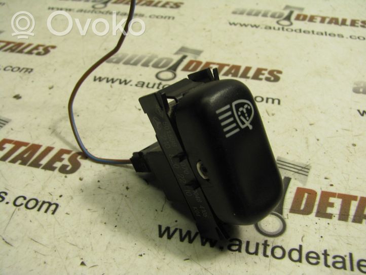 Mercedes-Benz E W210 Bouton lave-phares A2108202210