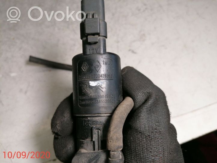 Citroen C5 Tuulilasi tuulilasinpesimen pumppu 7700428385