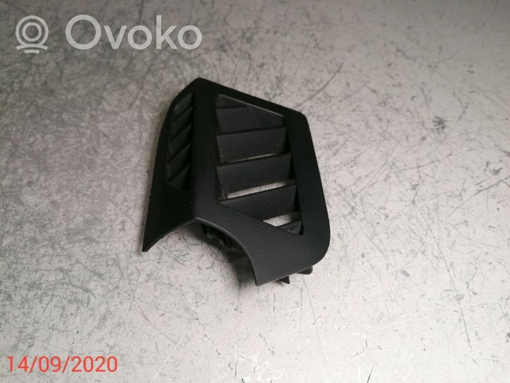 Toyota Avensis T270 Lango oro grotelės 5596105050