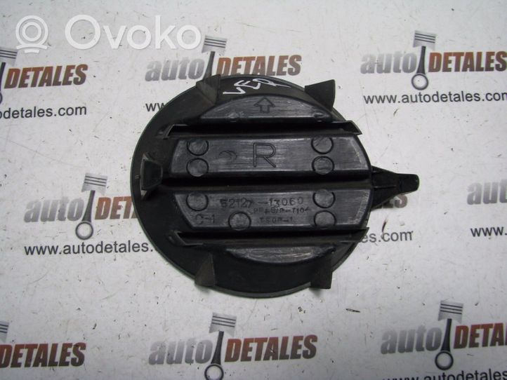 Toyota Corolla Verso E121 Kratka dolna zderzaka przedniego 5212713060