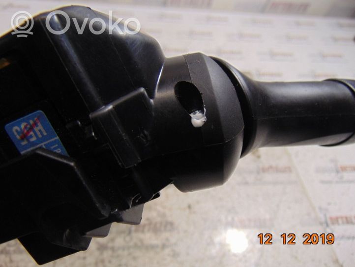 Toyota Avensis T270 Leva/interruttore dell’indicatore di direzione e tergicristallo 17F373