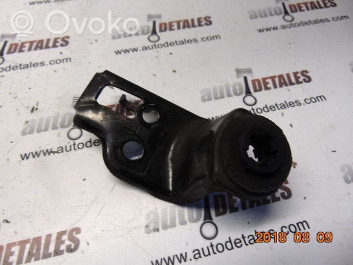 Toyota Avensis T250 Staffa del pannello di supporto del radiatore 