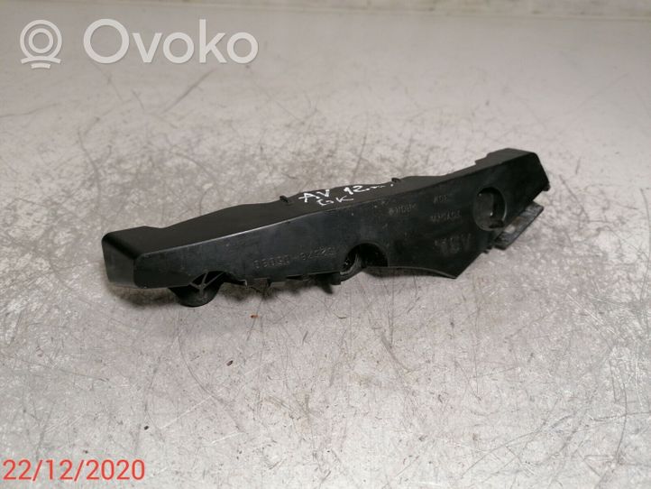 Toyota Avensis T270 Staffa di rinforzo montaggio del paraurti posteriore 5257805030