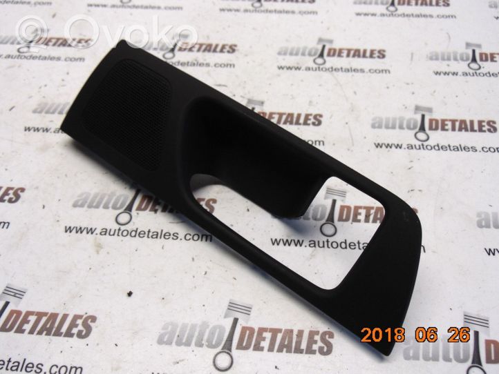 Toyota Avensis T250 Altro elemento di rivestimento della portiera posteriore 6751705040