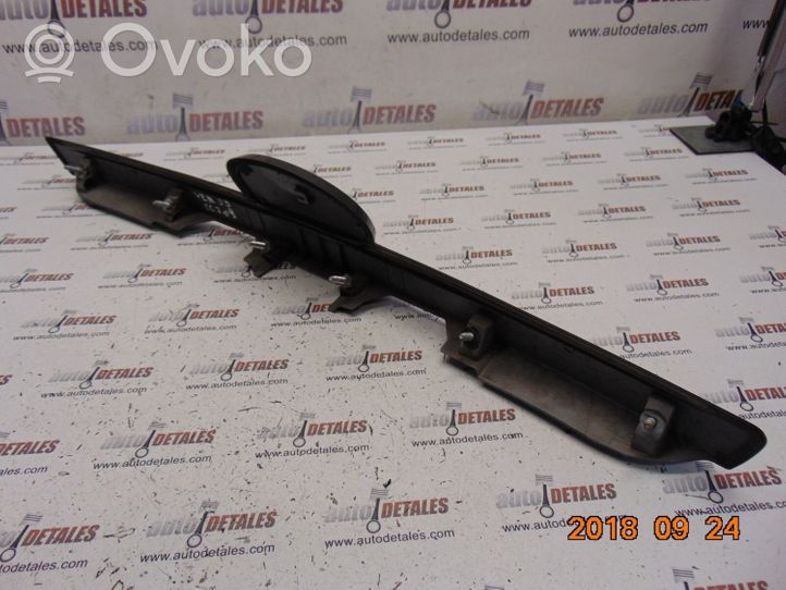 Toyota Verso Barra luminosa targa del portellone del bagagliaio 768110F050